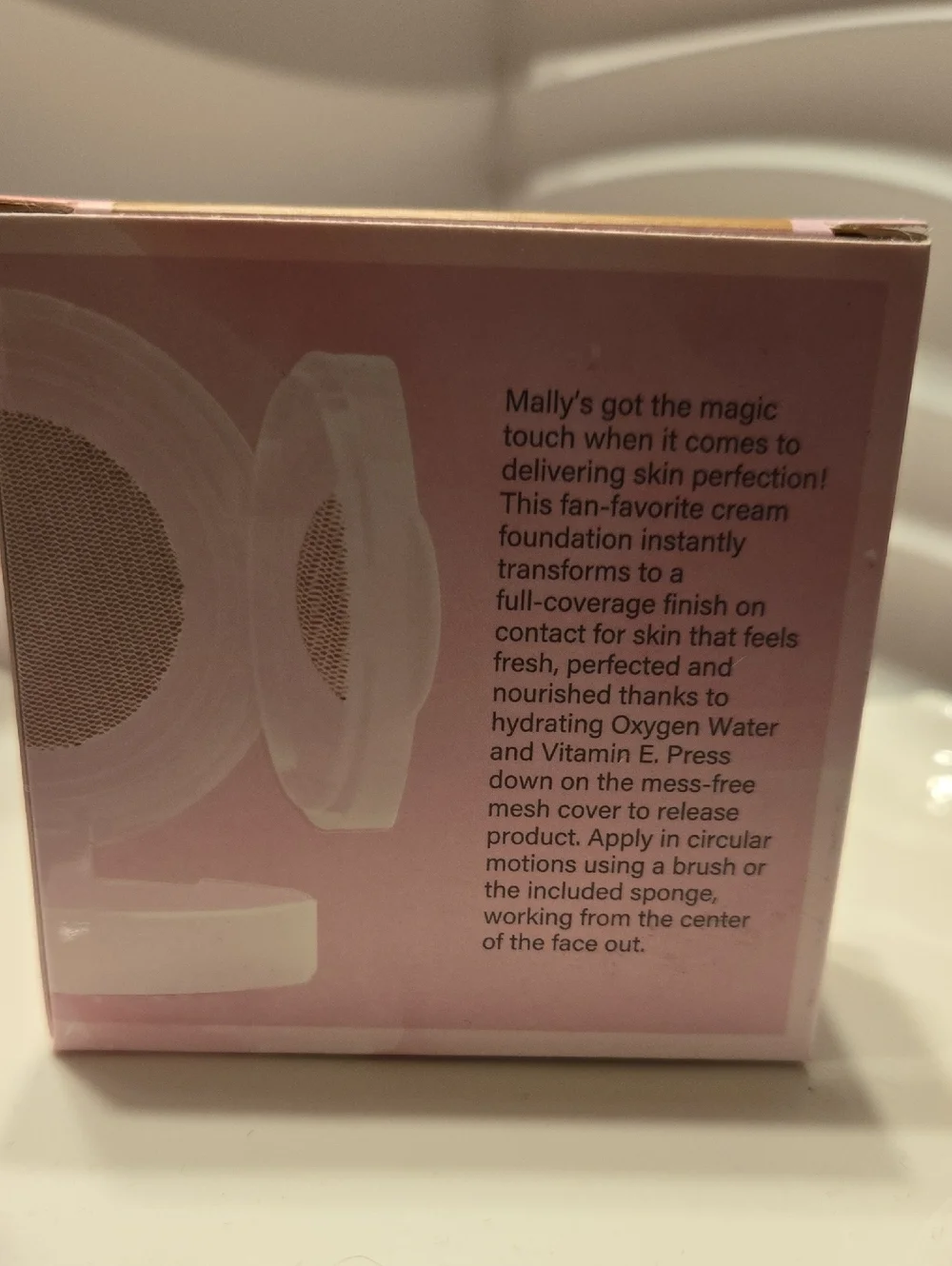 Mally Beauty Flawless Finish Transforming Effect Foundation - Tan